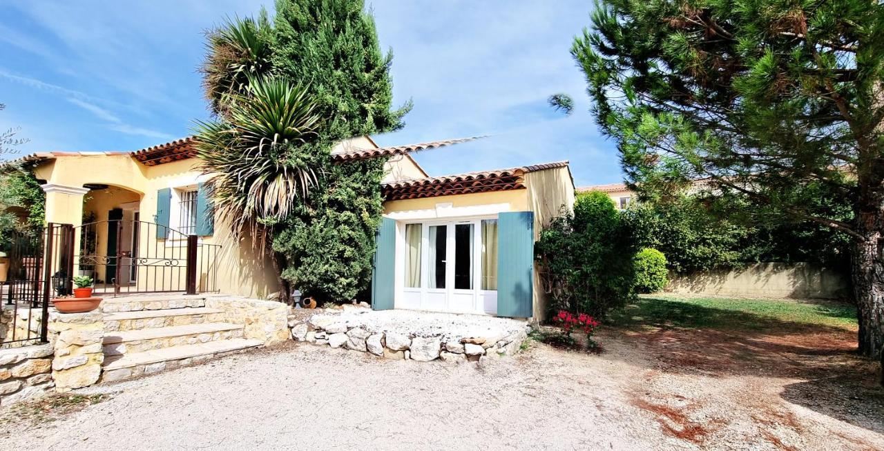 Suite Oasis En Provence Luberon Pierrevert Exterior foto